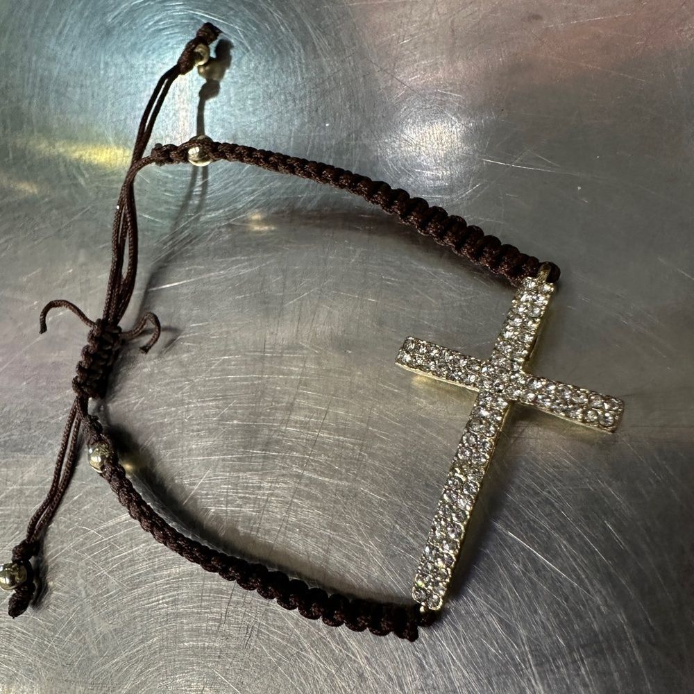Handmade Adjustable Cross Bracelet - Picture 5 of 10